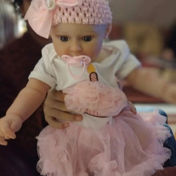 17 inch Beautiful Baby Doll - Picture 5 of 14